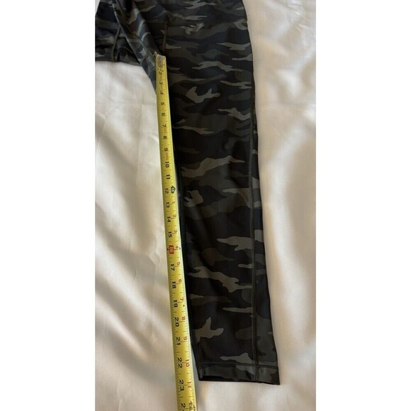 ATHLETA Ultimate 7/8 Tight Olive Camo Women Small Ankle Pocket Legging High Rise - Picture 11 of 13